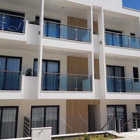 Sarti Holidays Apartamento Exterior foto